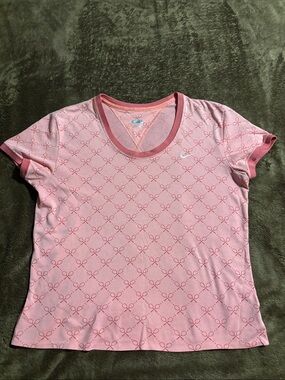 Nike Women’s Pink Fit-Dry Tshirt